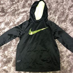 Kid’s Nike sweatshirt